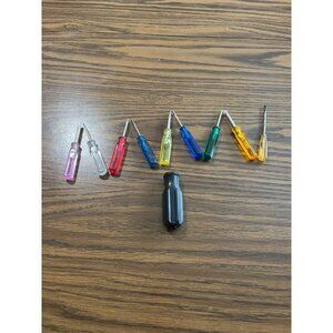 Miniature multi-head screwdriver set